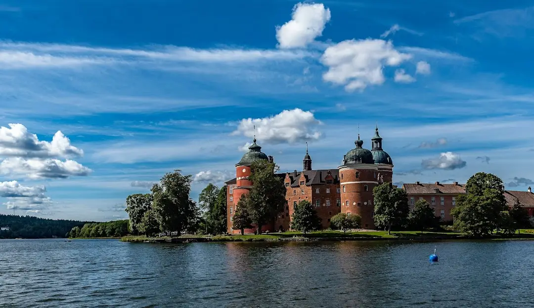 Installation av luftvärmepump i villa i Mariefred